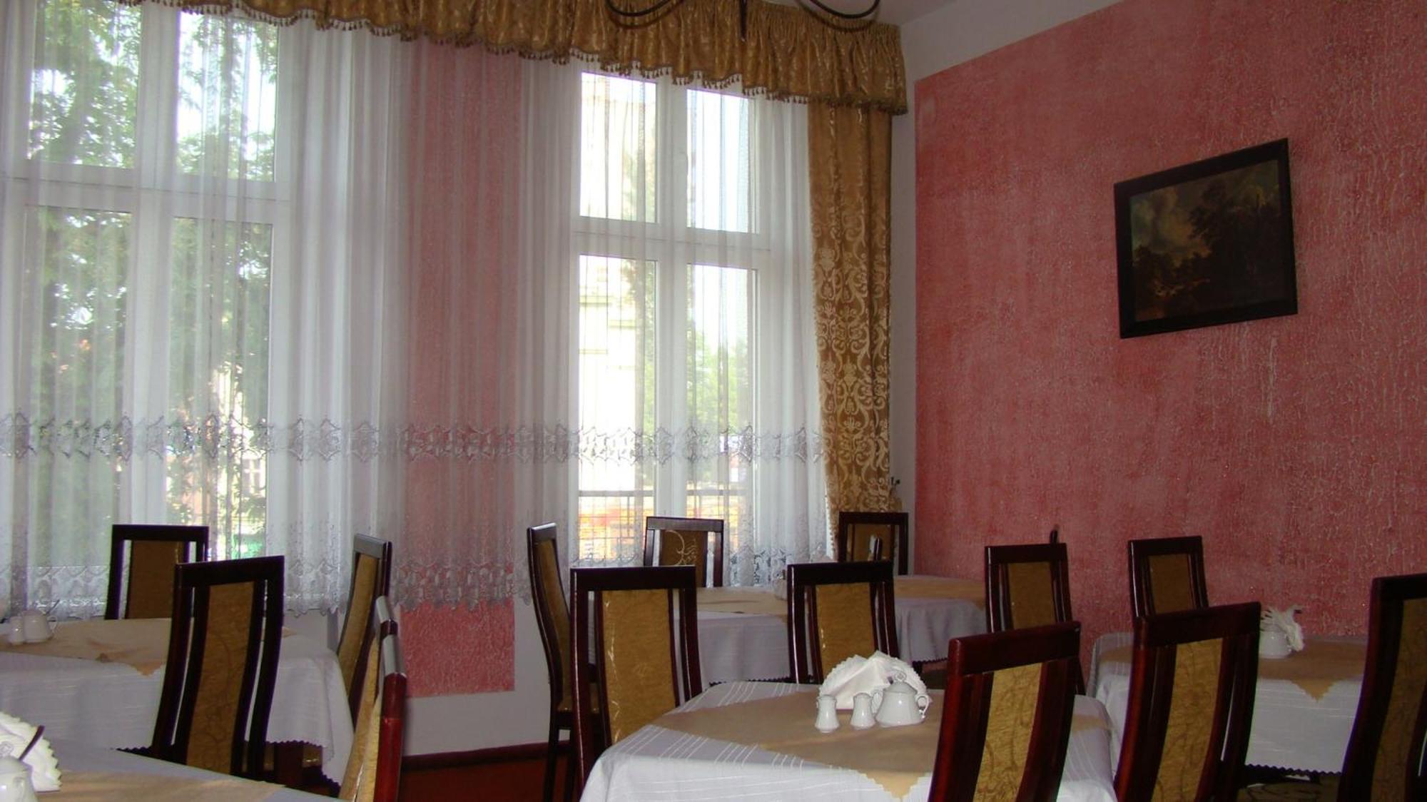 Hotelik Parkowy Legnica Exterior foto