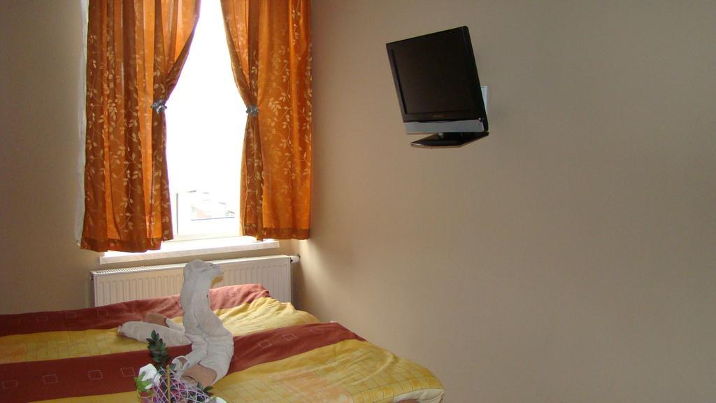 Hotelik Parkowy Legnica Zimmer foto